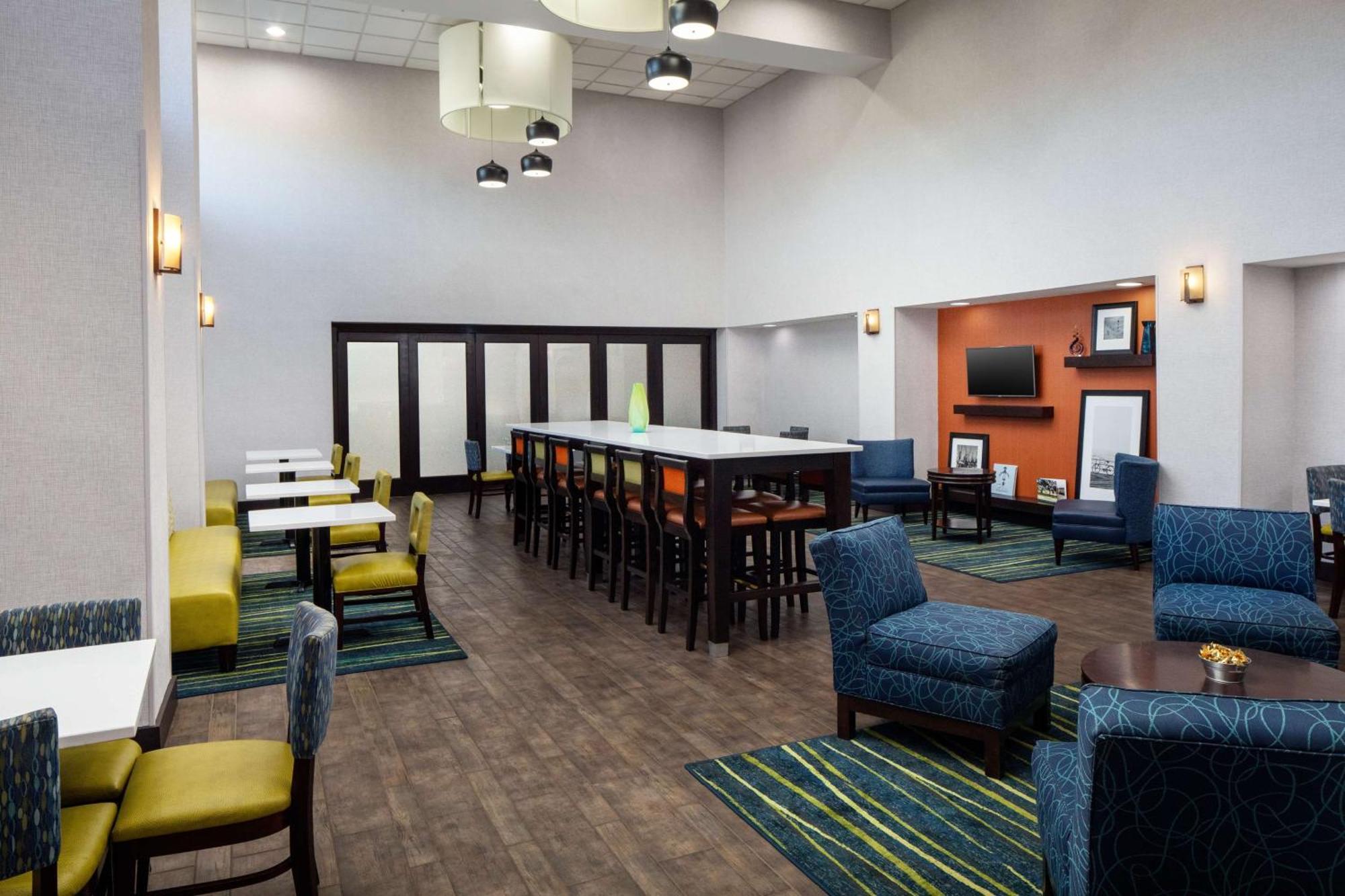 Hotel Hampton & Savannah - I-95 South - Gateway Georgetown